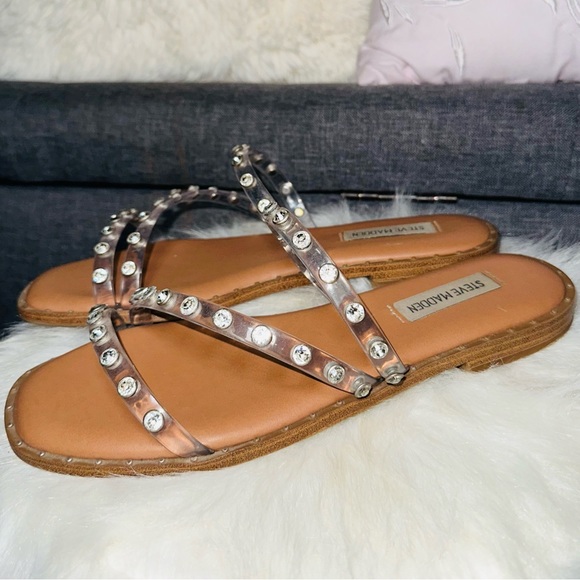 Steve Madden Clear Faux Crystal Flat Sandals✨ - Picture 4 of 8